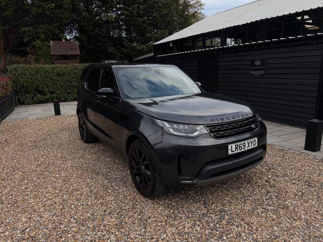 Land Rover Discovery photo 1