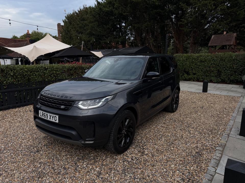 Land Rover Discovery photo 3