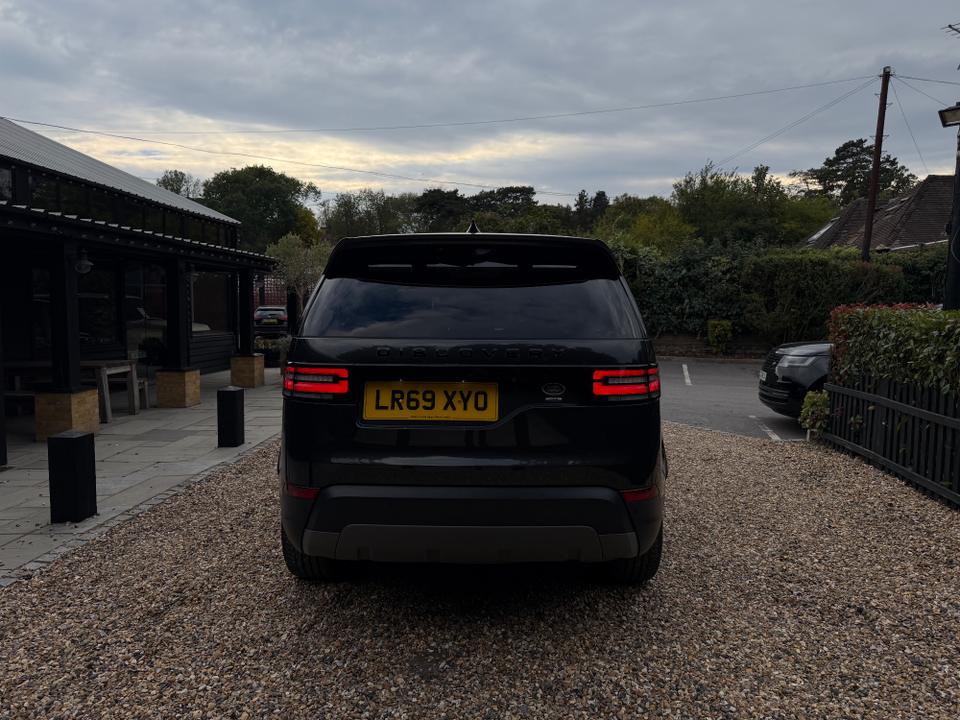 Land Rover Discovery photo 5