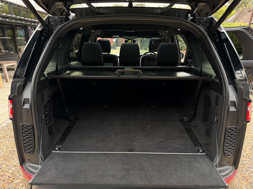 Land Rover Discovery photo 19