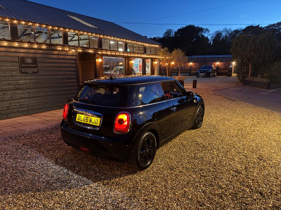 Mini One photo 6