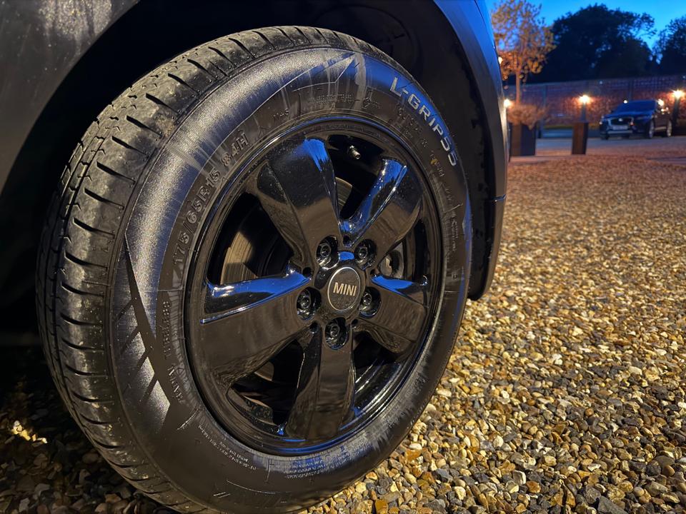 Mini One photo 7