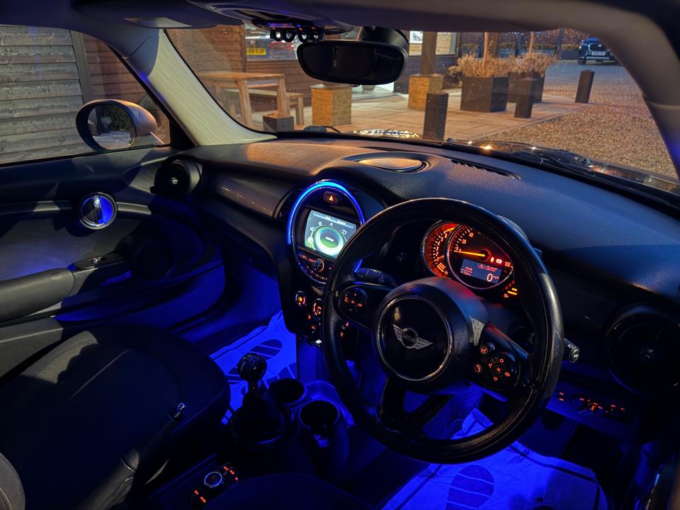 Mini One photo 8