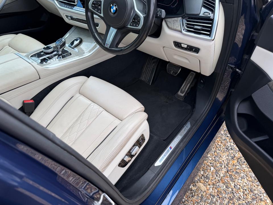 BMW X5 photo 10