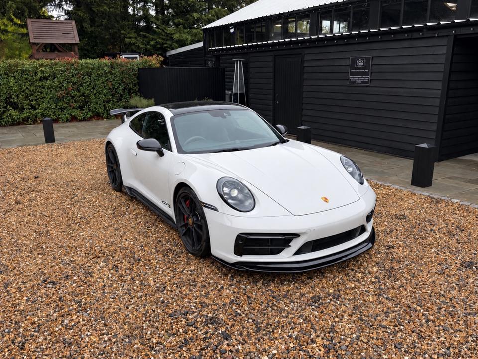 Porsche 911 photo 1