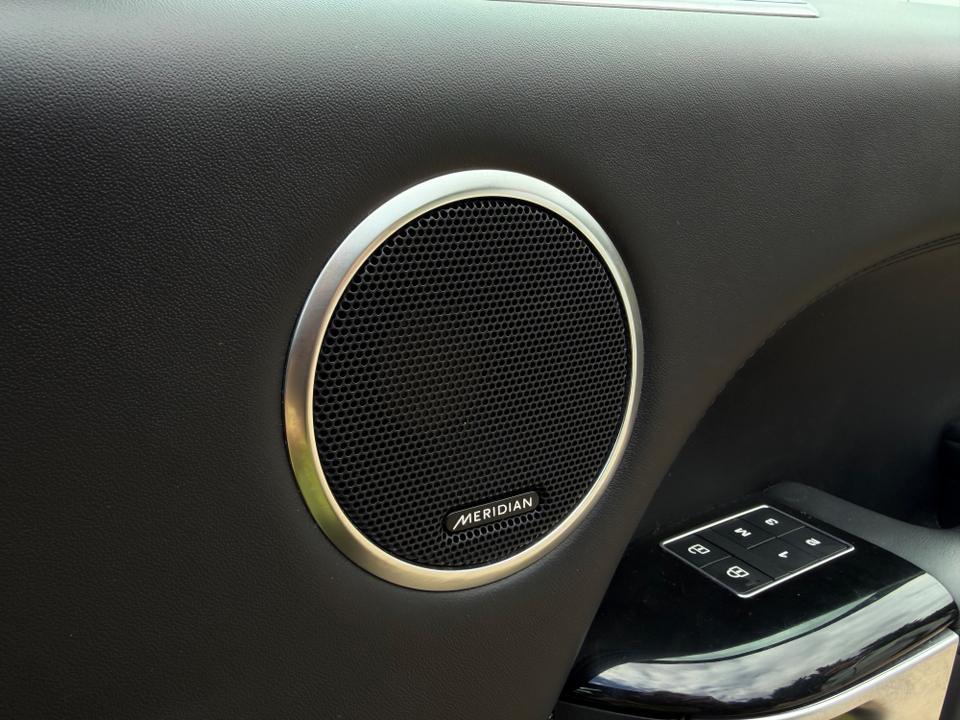 Land Rover Range Rover Sport photo 20