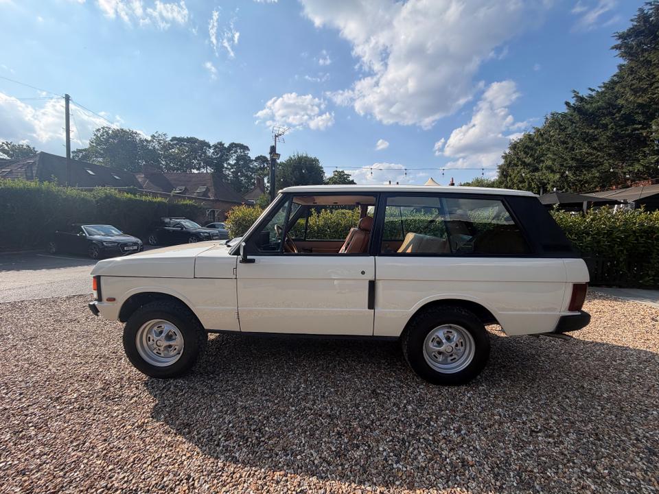 Land Rover Range Rover photo 8