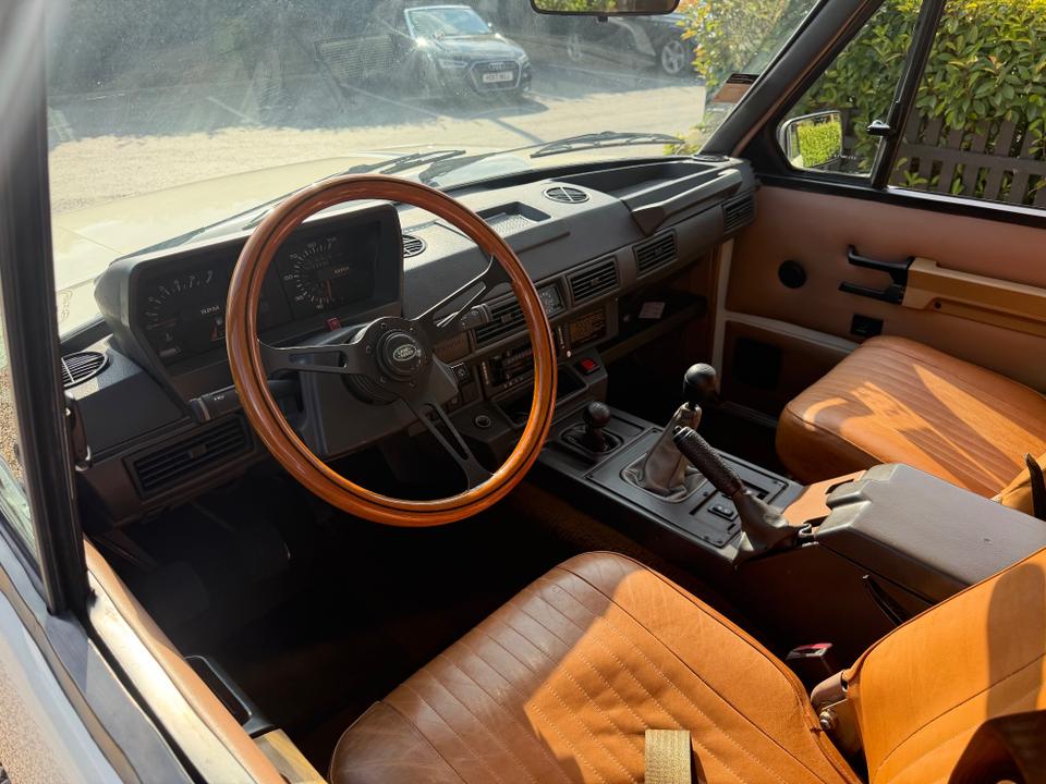 Land Rover Range Rover photo 9