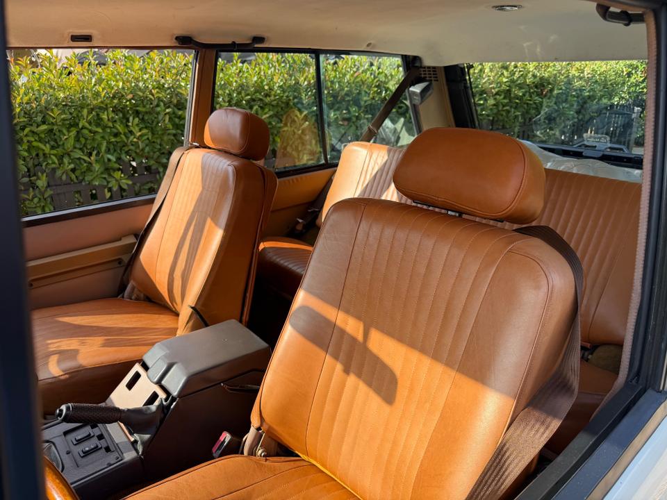 Land Rover Range Rover photo 10