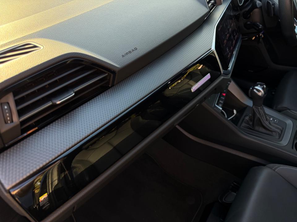 Audi Q3 photo 12