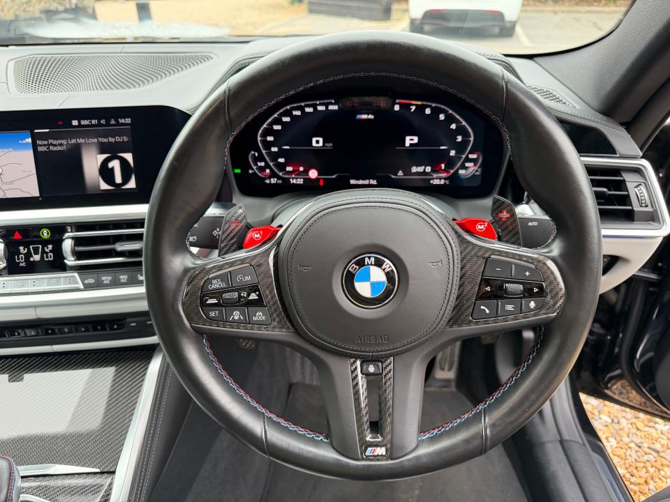 BMW M4 photo 17