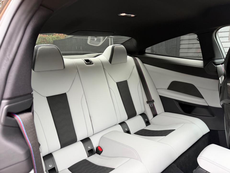 BMW M4 photo 19