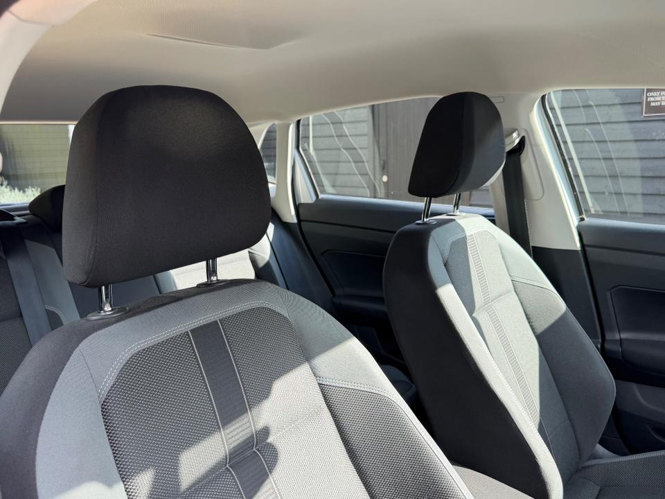 Volkswagen Polo photo 9