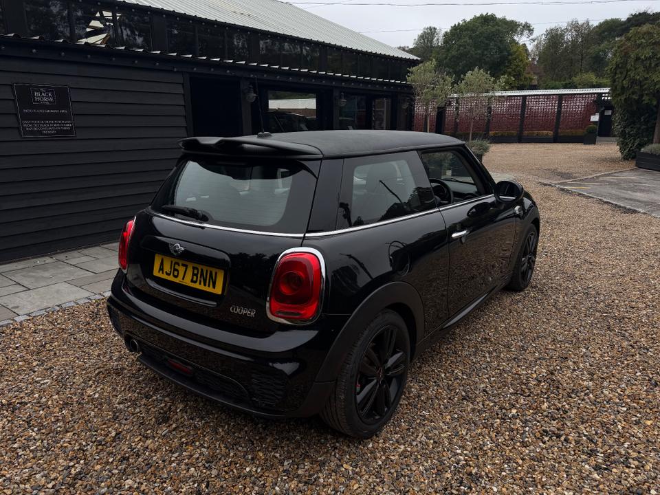 MINI Hatch photo 6