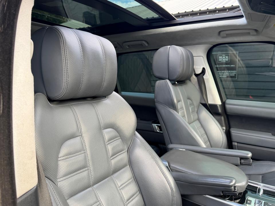 Land Rover Range Rover Sport photo 14