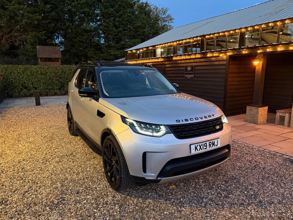 Land Rover Discovery photo 1