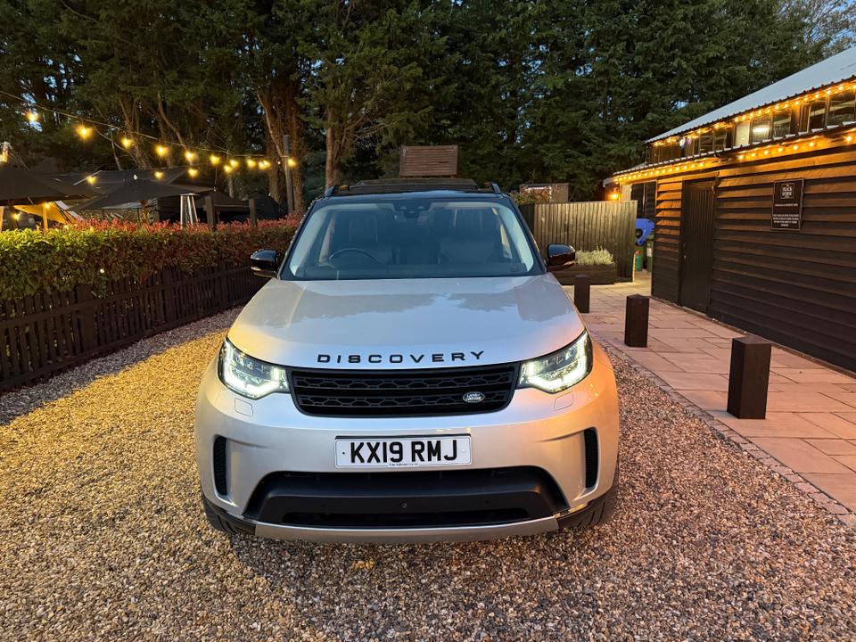 Land Rover Discovery photo 2