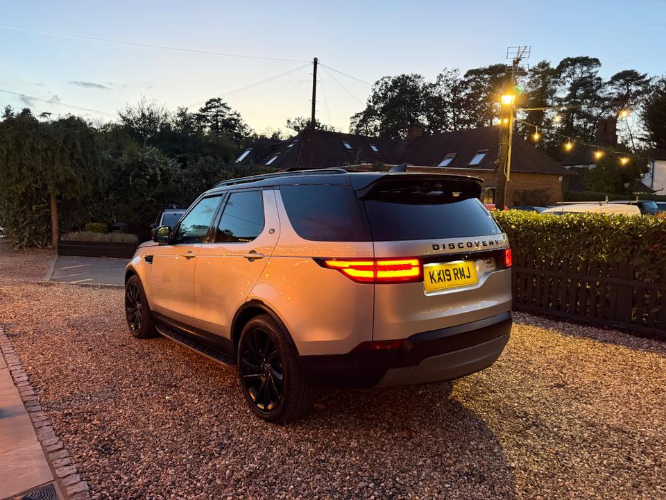Land Rover Discovery photo 4