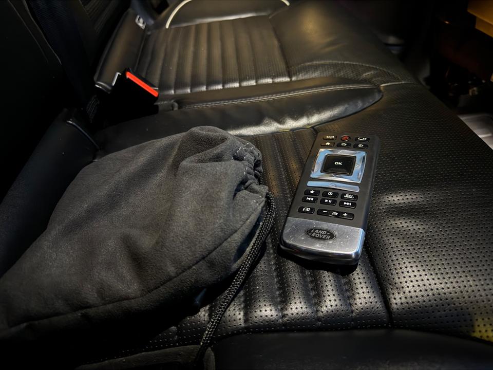 Land Rover Discovery photo 17