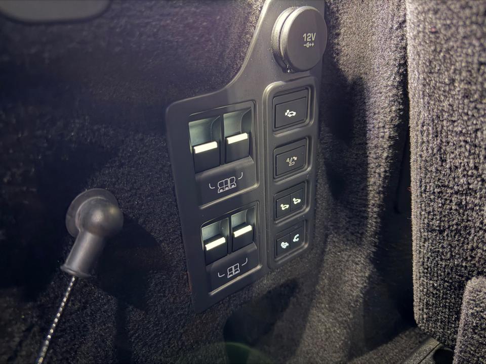 Land Rover Discovery photo 20