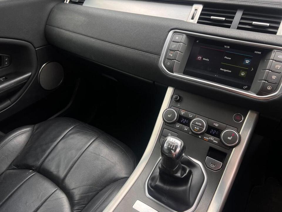 Land Rover Range Rover Evoque photo 8