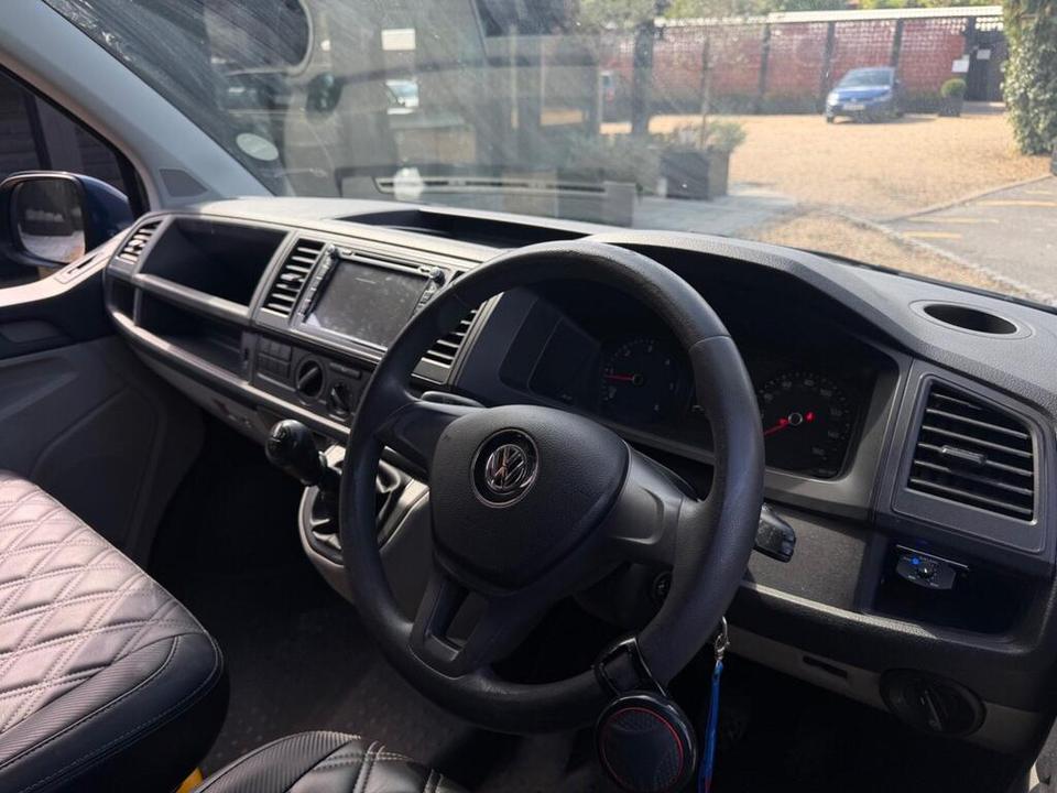 Volkswagen Transporter photo 7
