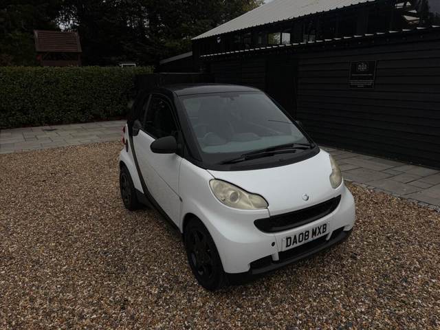 smart fortwo photo 1