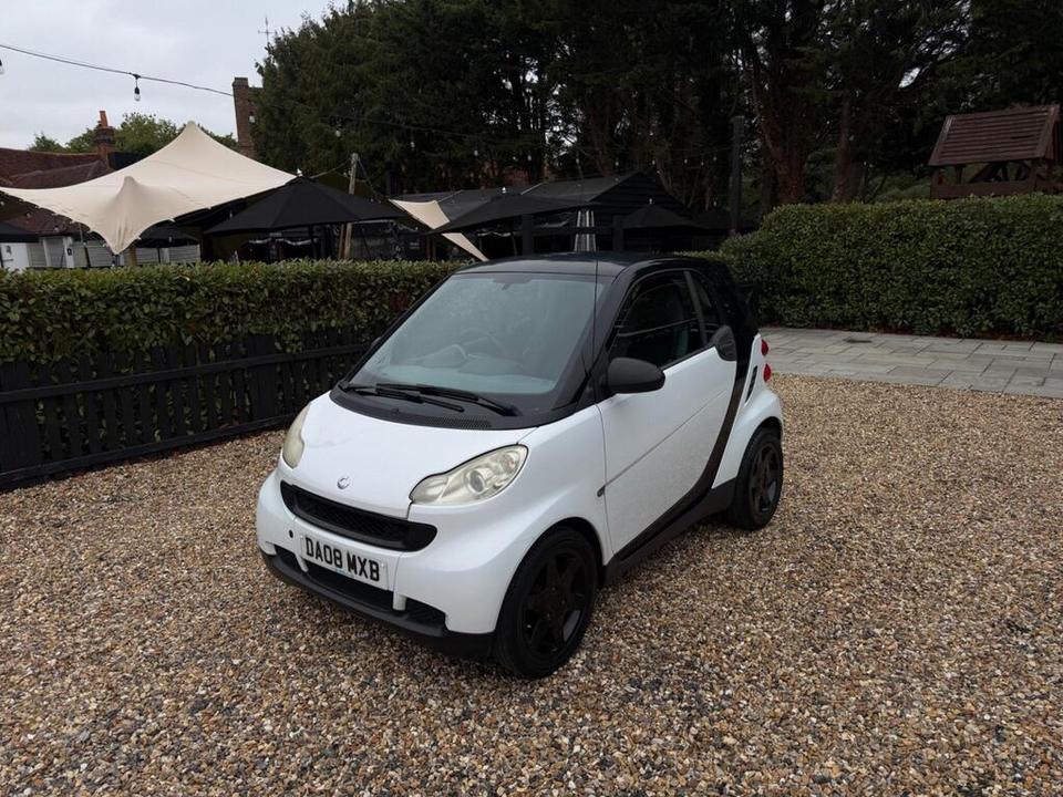 smart fortwo photo 2