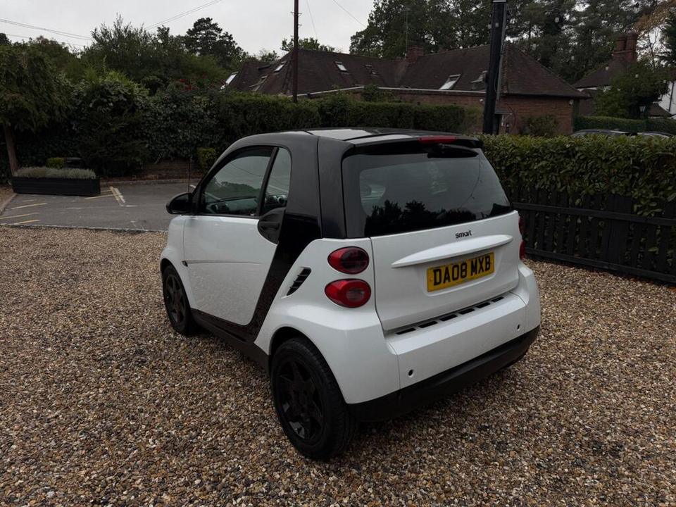 smart fortwo photo 3