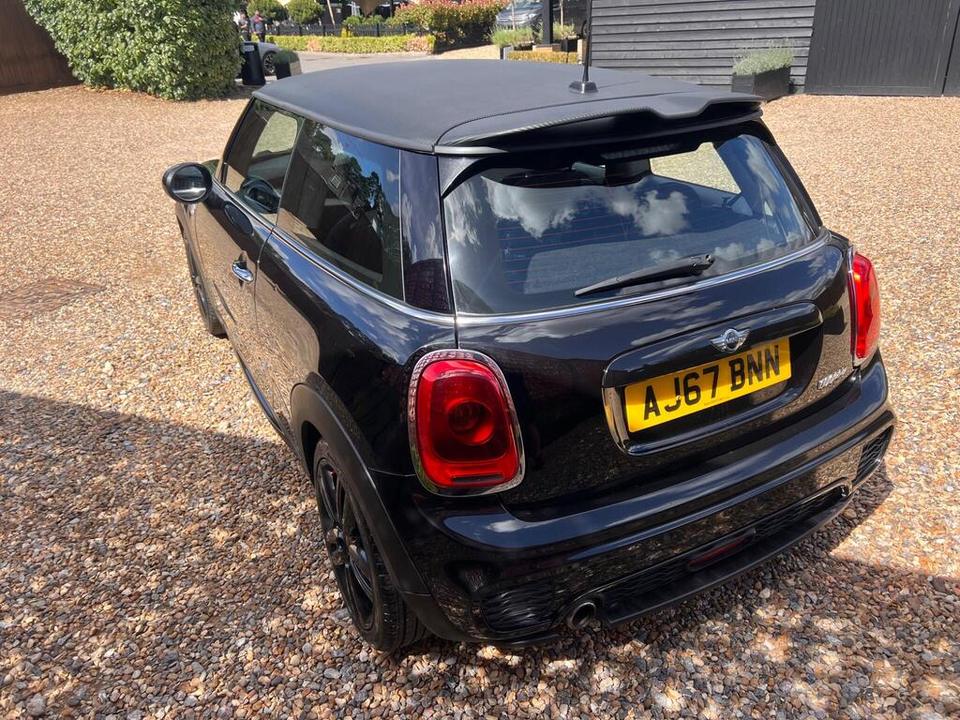 MINI Hatch photo 4