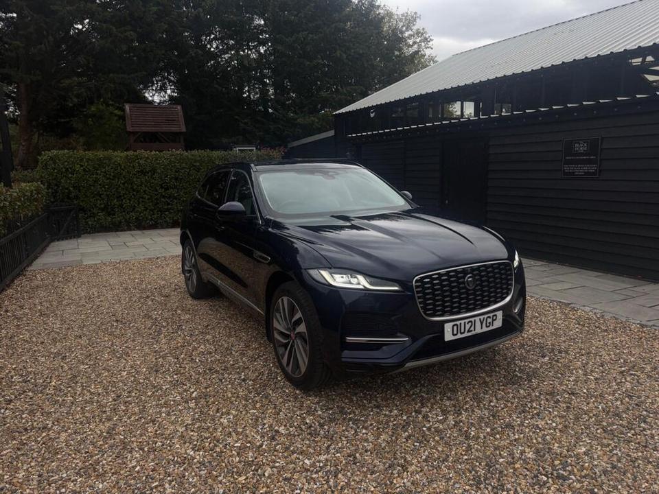 Jaguar F-PACE photo 1