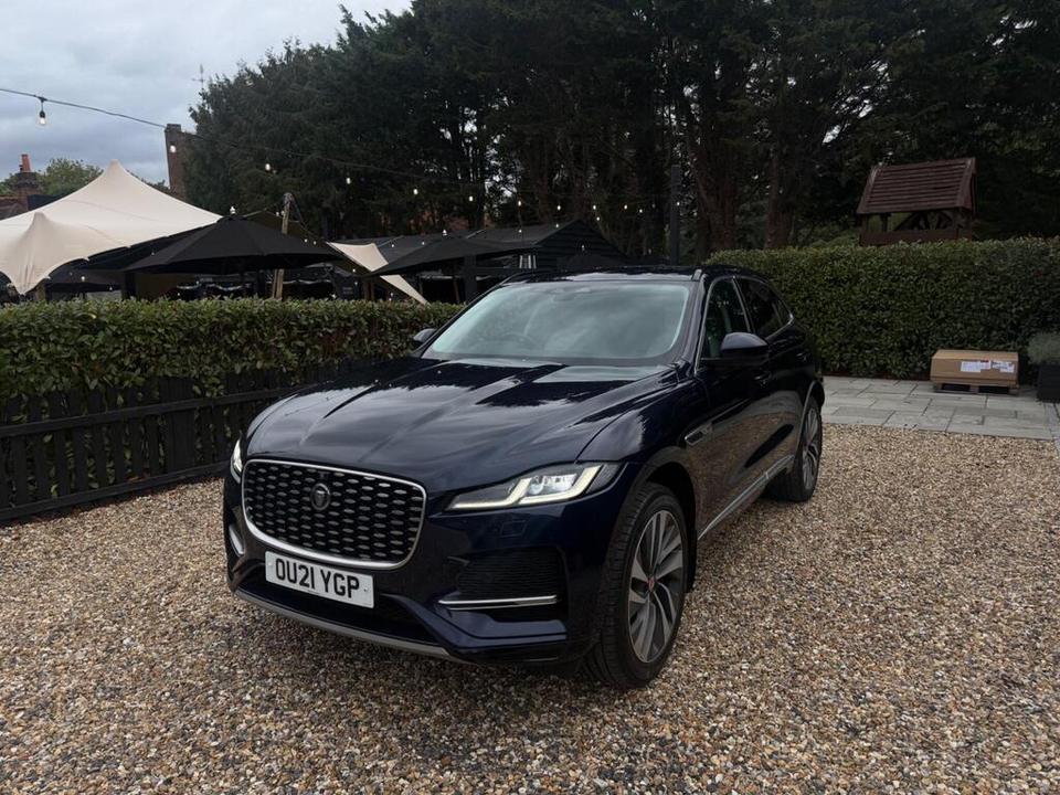 Jaguar F-PACE photo 3