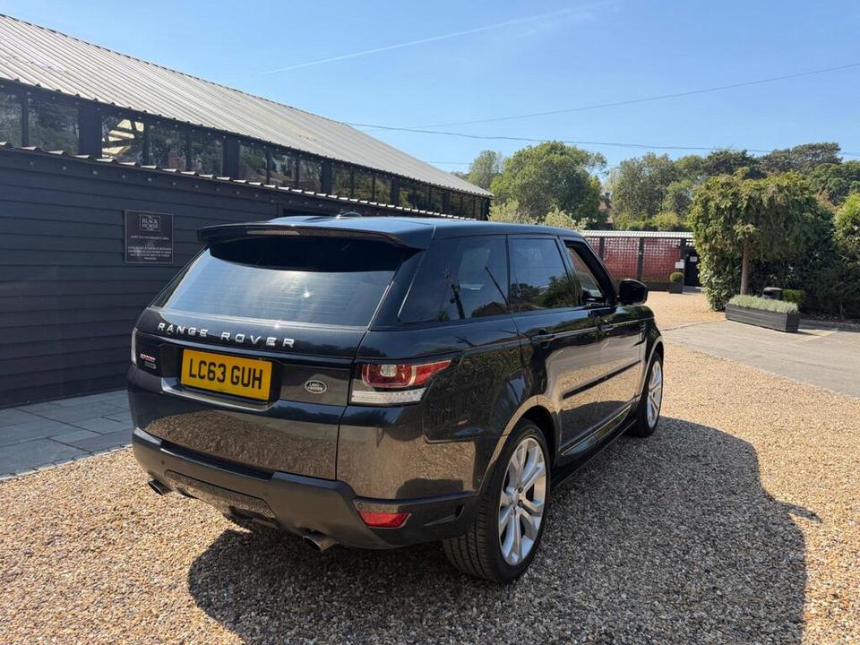 Land Rover Range Rover Sport photo 4