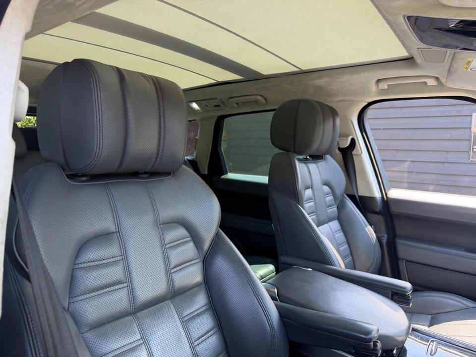 Land Rover Range Rover Sport photo 7