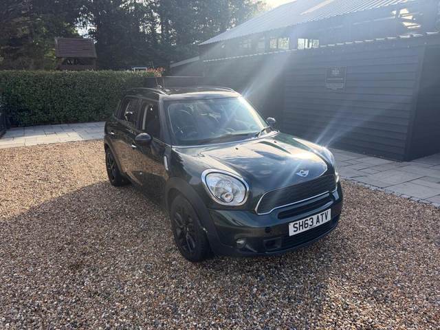 MINI Countryman photo 1
