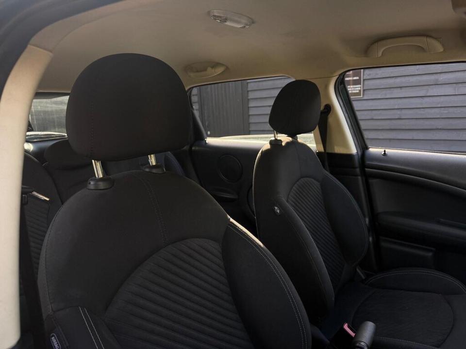 MINI Countryman photo 6