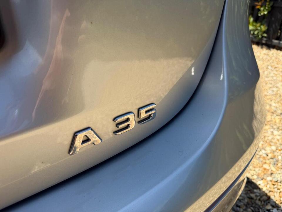 Mercedes-Benz A-Class photo 5